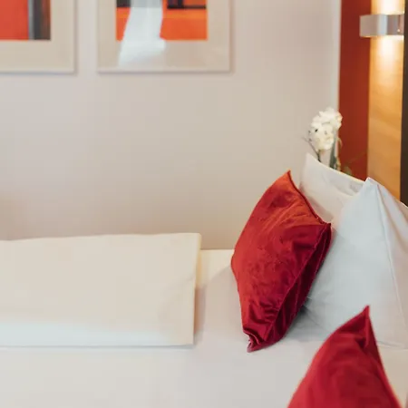 Otel Andra