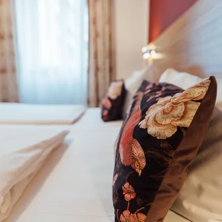 Otel Andra