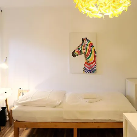 10 Min Subway U-bahn To Marienplatz 130 M2 - 4br - 2bath Διαμέρισμα