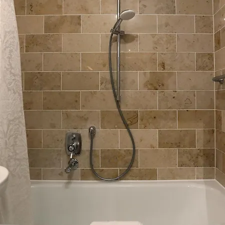 10 Min Subway U-bahn To Marienplatz 130 M2 - 4br - 2bath * Μόναχο