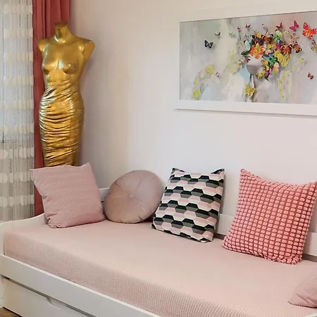 10 Min Subway U-bahn To Marienplatz 130 M2 - 4br - 2bath Μόναχο