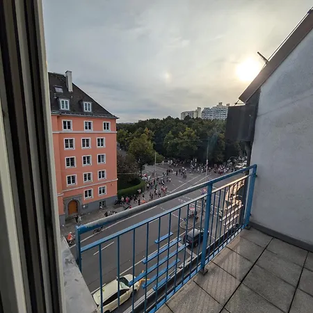 アパート Large 155 Qm And 5 Bedrooms With Roof Terrace In Centrally Located 1 To 14 Guests