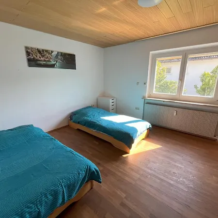 3 Zimmer Harthof アパート