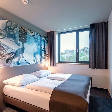 Muenchen-olympiapark Hotel 3*