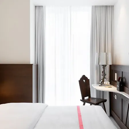 Hotel Ruby Rosi