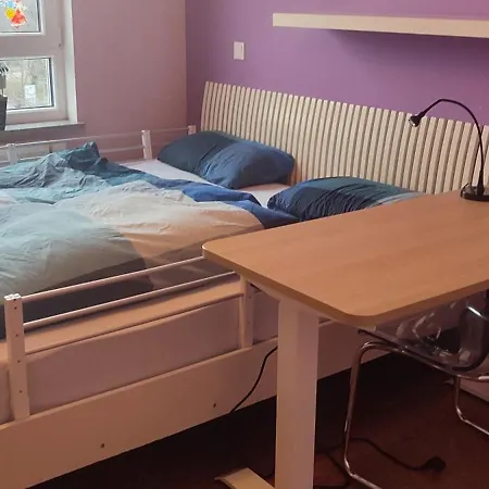 Doppelzimmer Mit Ensuite Bathroom Zur Wiesn Δωμάτια σε οικογενειακή κατοικία