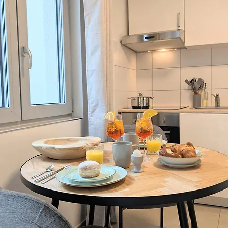 Neu! Muenchner Oase Mit Zwei Terassen Apartamento
