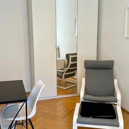 Connected Near Ostbahnhof With Balcony Apartamento *