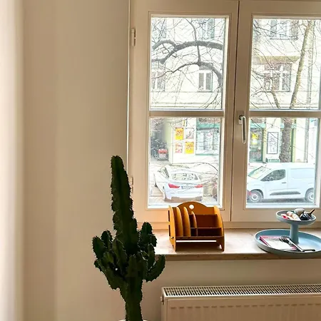 Connected Near Ostbahnhof With Balcony Apartamento Múnich