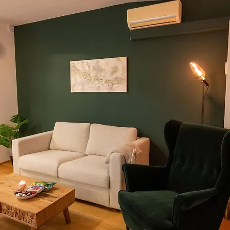 アパート Large 155 Qm And 5 Bedrooms With Roof Terrace In Centrally Located 1 To 14 Guests ミュンヘン