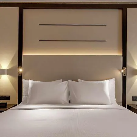 Hilton 4* München