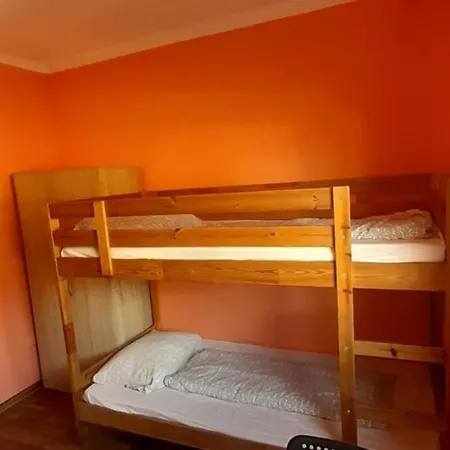 Hostel Budget Eversbuschstr 74 *
