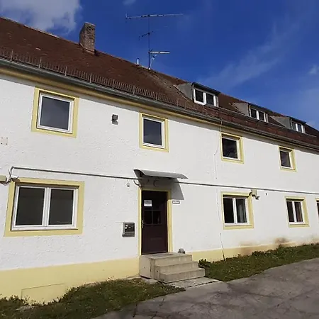 Budget Allach Apartmenthostel Eve 74 Hostel