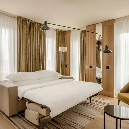 Marriott West