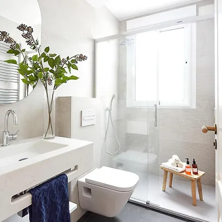 4-bedrooms Apartman *