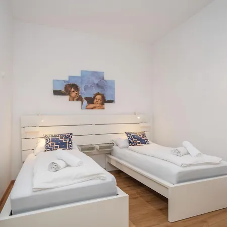 Moderne Stilvolle Im Herzen Muenchens アパート ミュンヘン