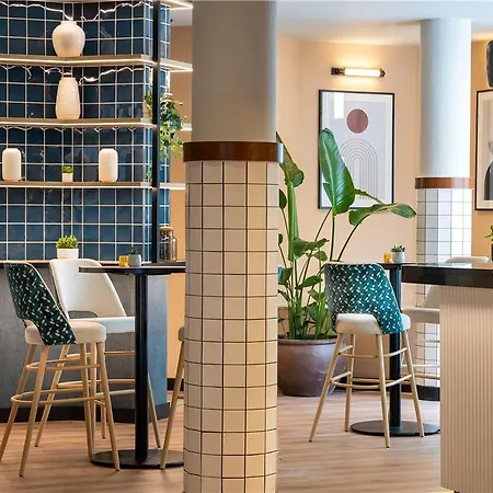 Hotel Center Affiliated By Melia 4*