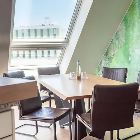 Koos Hotel&apartments - München