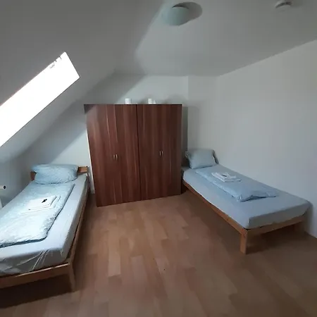 Budget Allach & Eve 168 Hostel Mnichov