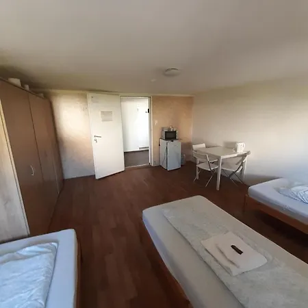 Budget Allach & Eve 168 Hostel Mnichov
