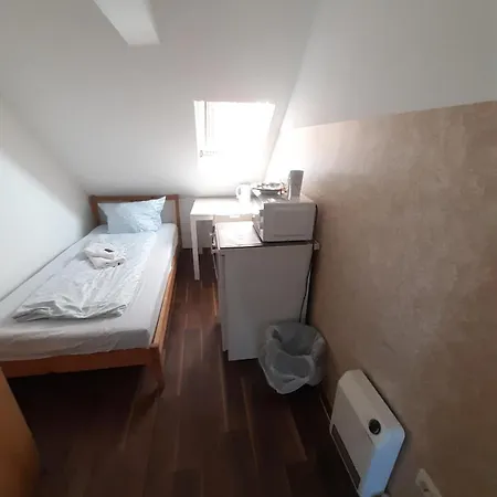 Budget Allach & Eve 168 Hostel Mnichov