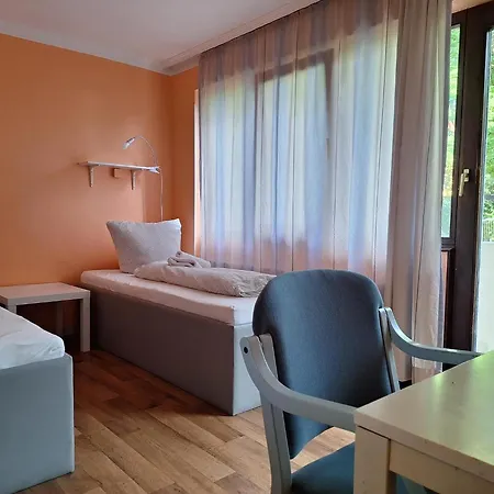 Budget Aubing Apartmenthostel Aub 162 *