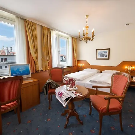 Hotel Torbraeu