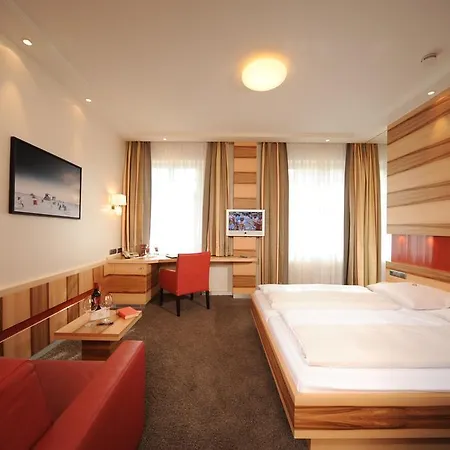 Hotel Torbraeu 4*