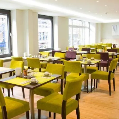 Hotel Dolomit 2*