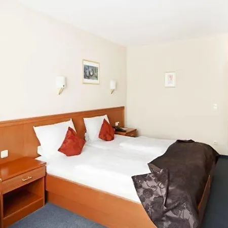 Blutenburg 3* Μόναχο