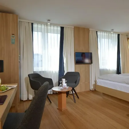 Torbraeu 4* Munich