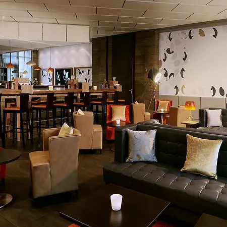 Отель Sheraton Westpark