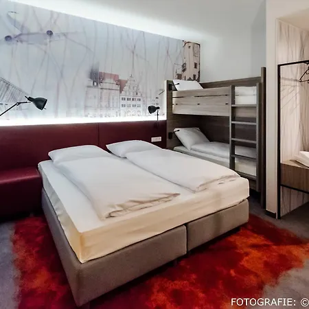 Campanile Sendling מלון 3*