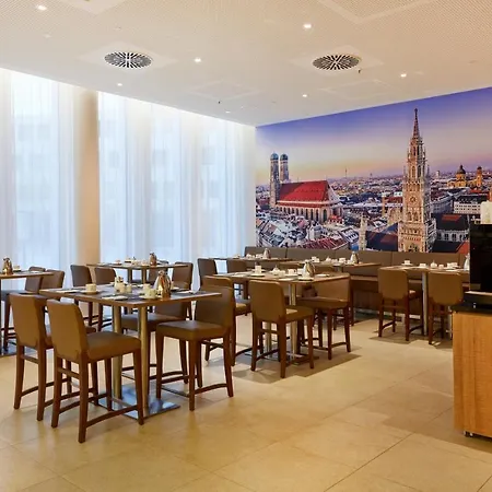 Hotell H4 Messe 4*