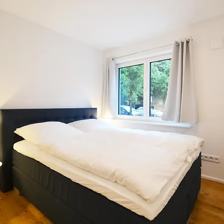 Modern Near Downtown Apartment Munich