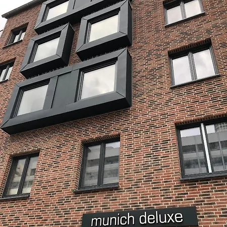 Deluxe 酒店 4*