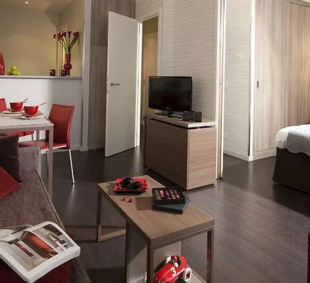 Aparthotel Adagio 4*