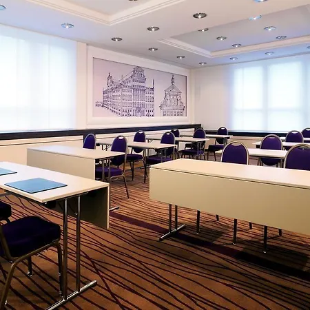 Four Points By Sheraton Arabellapark Hotell 4*