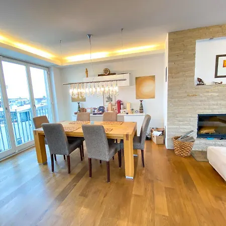 Apartment Exklusives Panorama Penthouse Im Herzen Von Munchen, Dachterasse, Kamin Munich