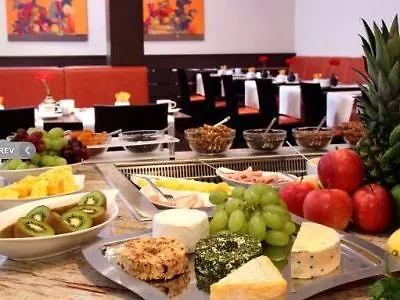 Leonardo Center Hotell 4*