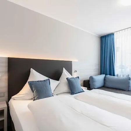 Hotel Westend 3*
