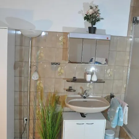 Overnight Oasis Δωμάτια σε οικογενειακή κατοικία Μόναχο