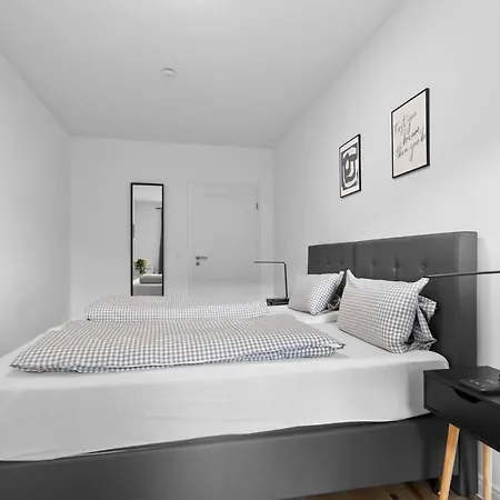 Flatista Homes - Hirschgarten Apartmán *