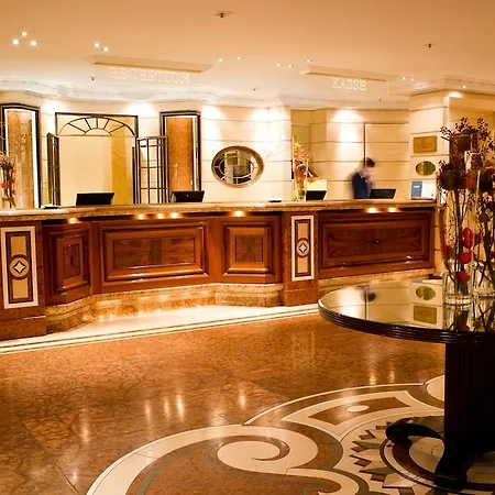 Bayerischer Hof 5* Monachium