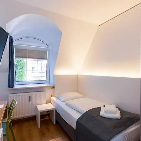 Mk Max-weber-platz Hotel 2*