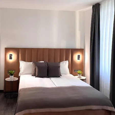 Bayer's Hotel 3*