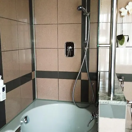 Отель Asam 4*