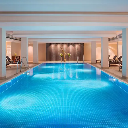 Le Meridien Hotel 5*