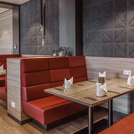 Hotel - East, An Ihg 4*