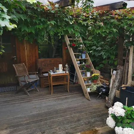 Atelier & Gardenhouse Glamping Luxusní stan